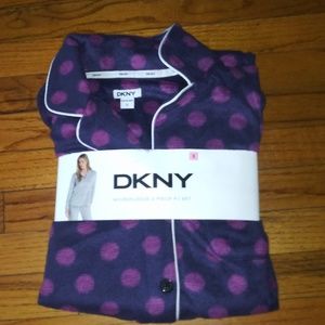 DKNY Microfleece 2 Piece PJ Set